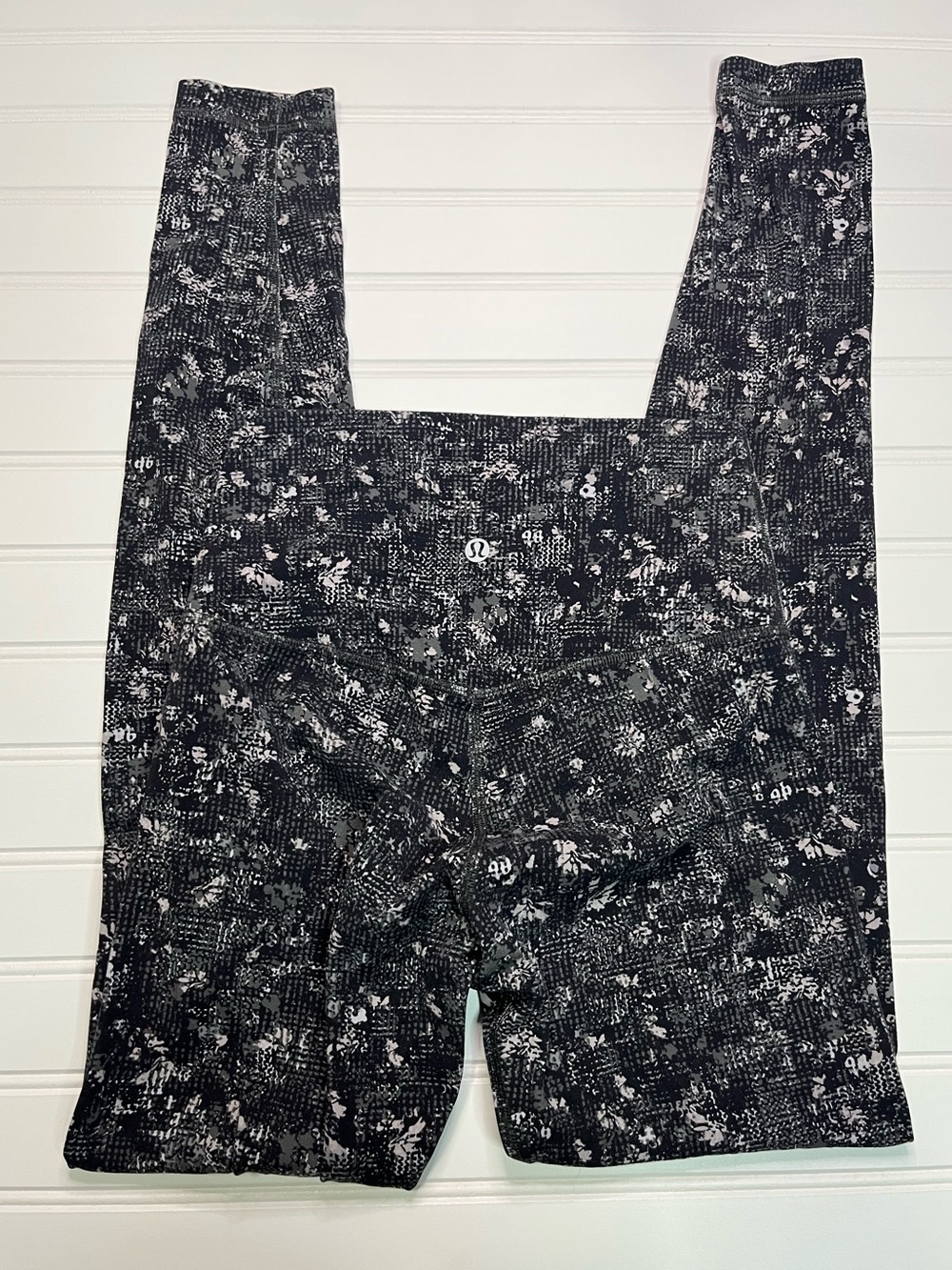lululemon athletica High-Rise Leggings size 4